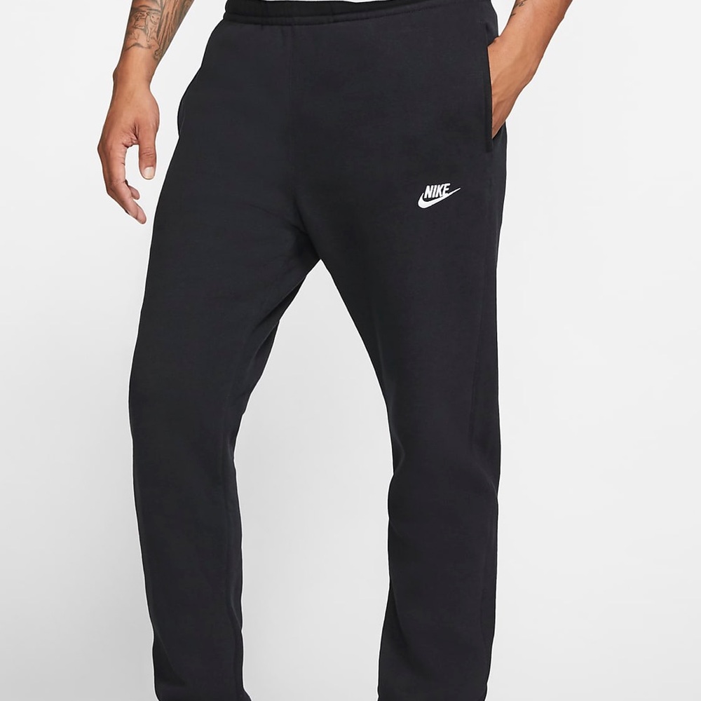 nike club essentials loose fit cuffed sweatpants in black mens